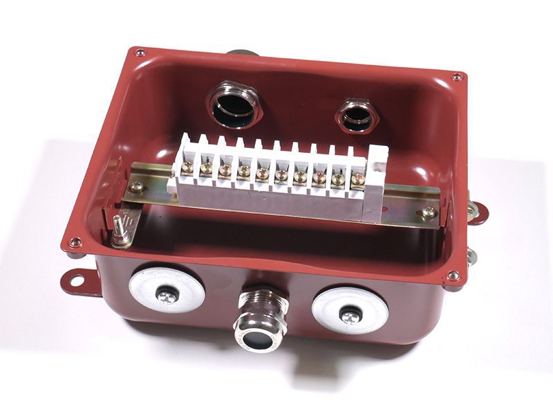 коробка клеммная ухл1. коробка соединительная кс-10 у2 ip54. коробка клеммная кзнс-16-у2, ip65. коробка клеммная у614 zeta30321 ip65. коробка монтажная км 43-02 ухл1.